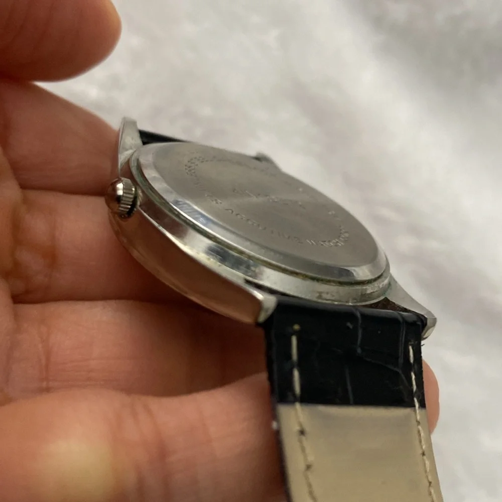 Novelle Quartz black and silver watch - Picture 11 of 15